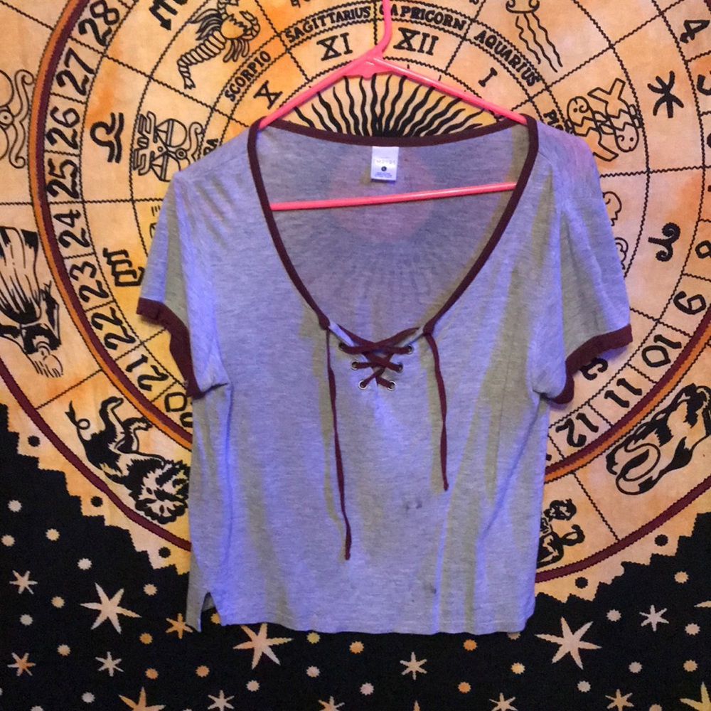 Cute grey and burgundy crop top